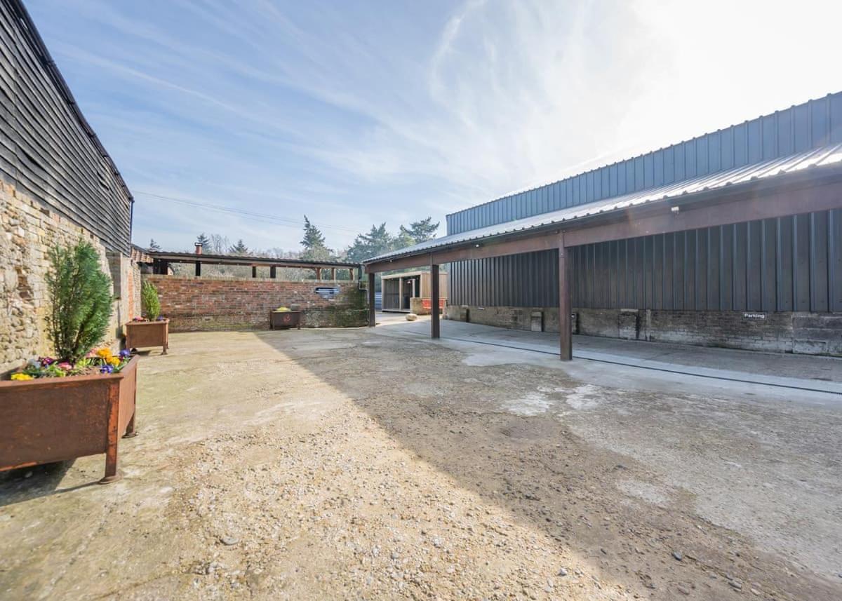 Hill Farm Retreat Hotel Wangford Exterior foto